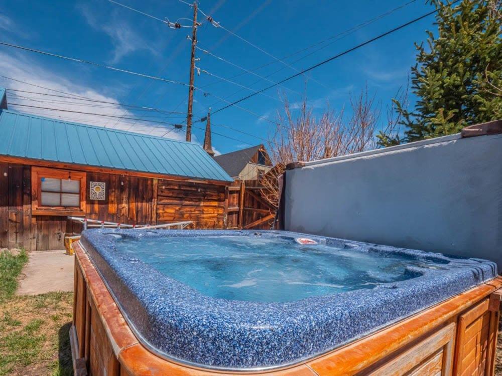 Holiday home Gem Palace With Hot Tub Sauna *