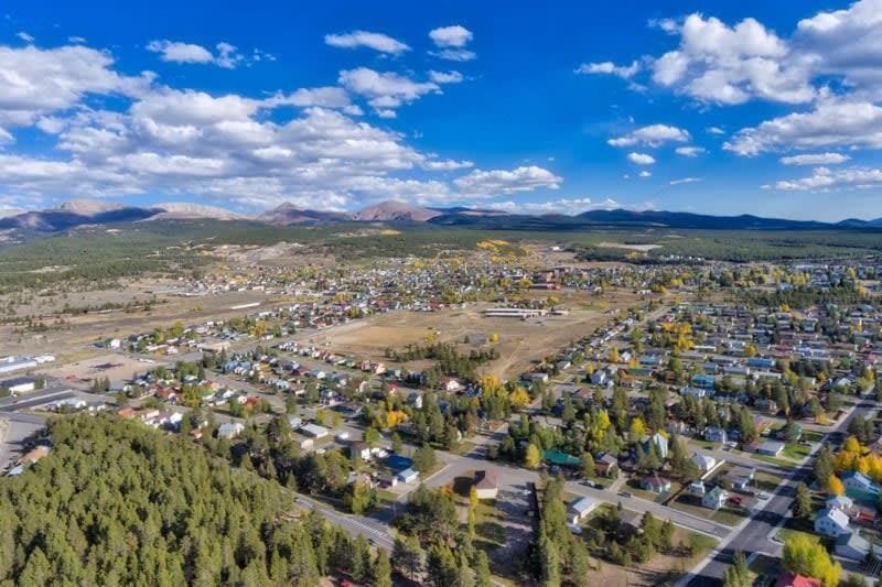 Holiday home New Listing - Doc's Place - Beautiful Hot Tub Views Leadville