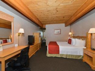 Western Antlers At Hotel Glenwood Springs