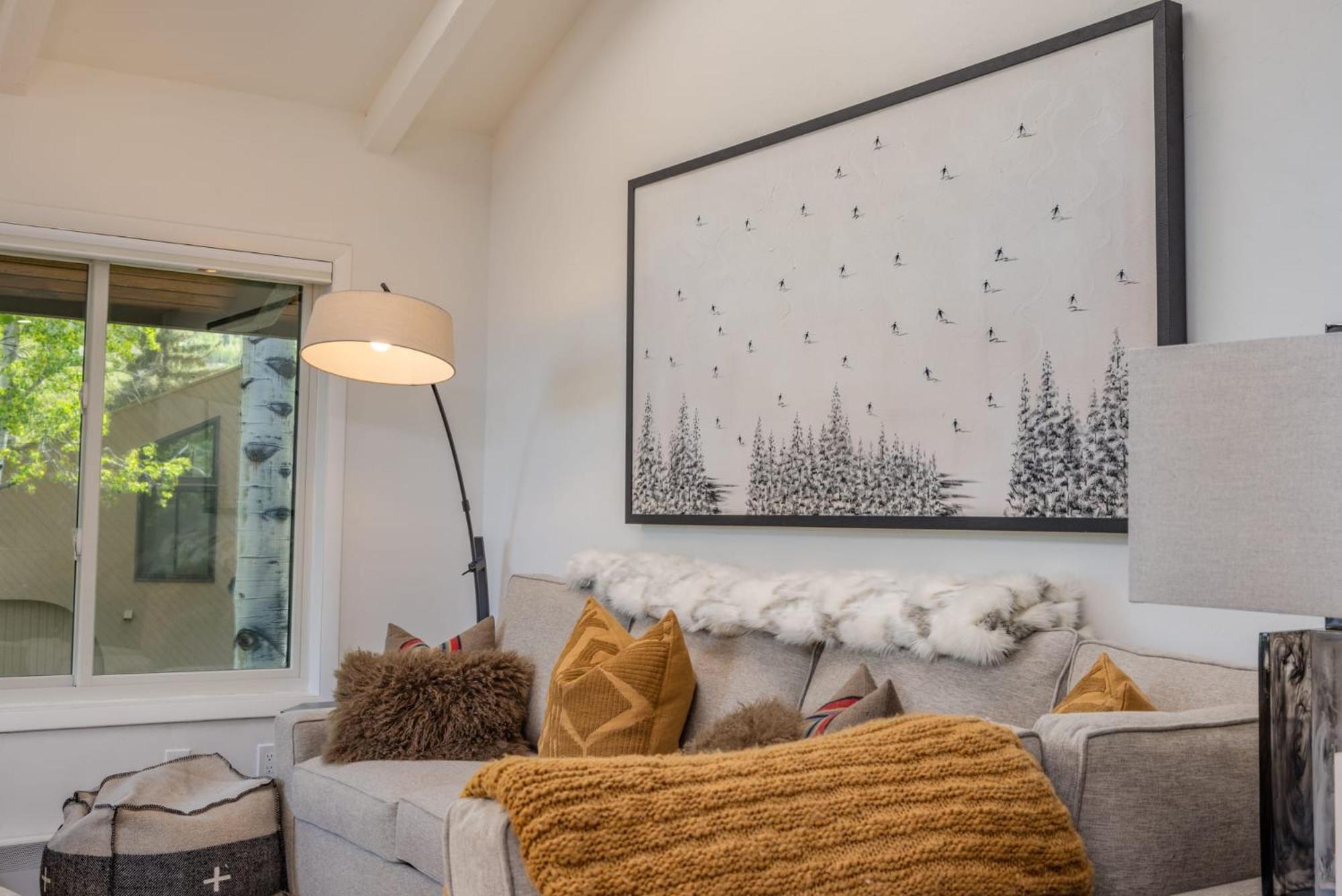 New Listing Just Renovated 3br 3ba *
