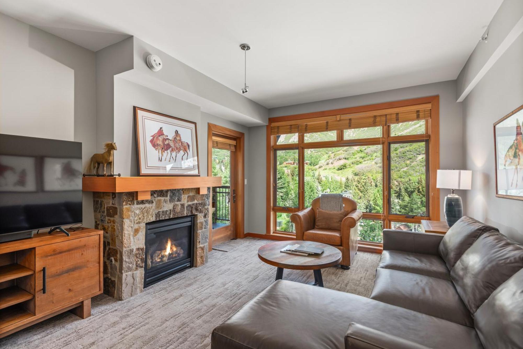 Scenic Slopeside Haven The Gem *