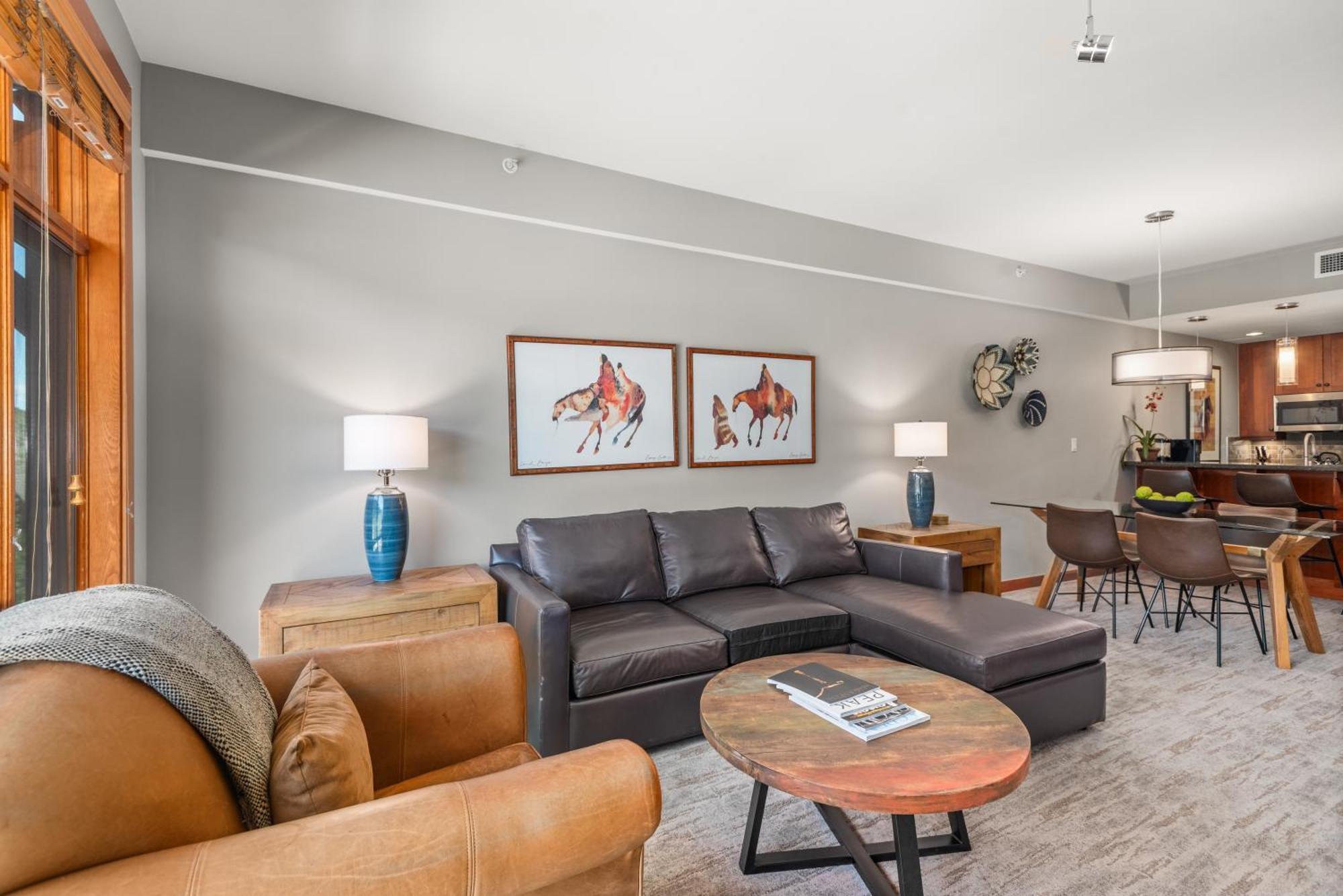 Scenic Slopeside Haven The Gem Holiday home