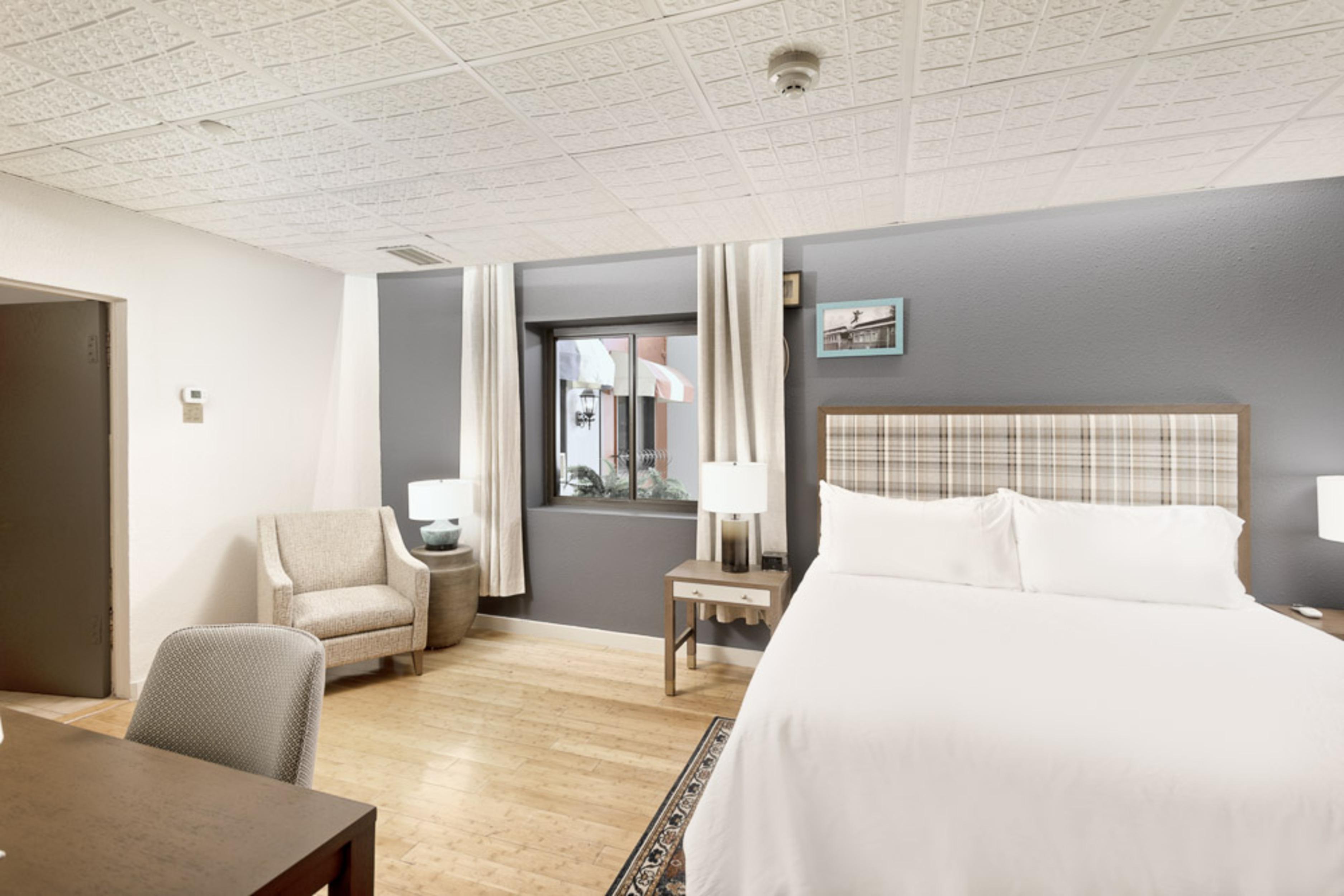 Maxwell Anderson Hotel