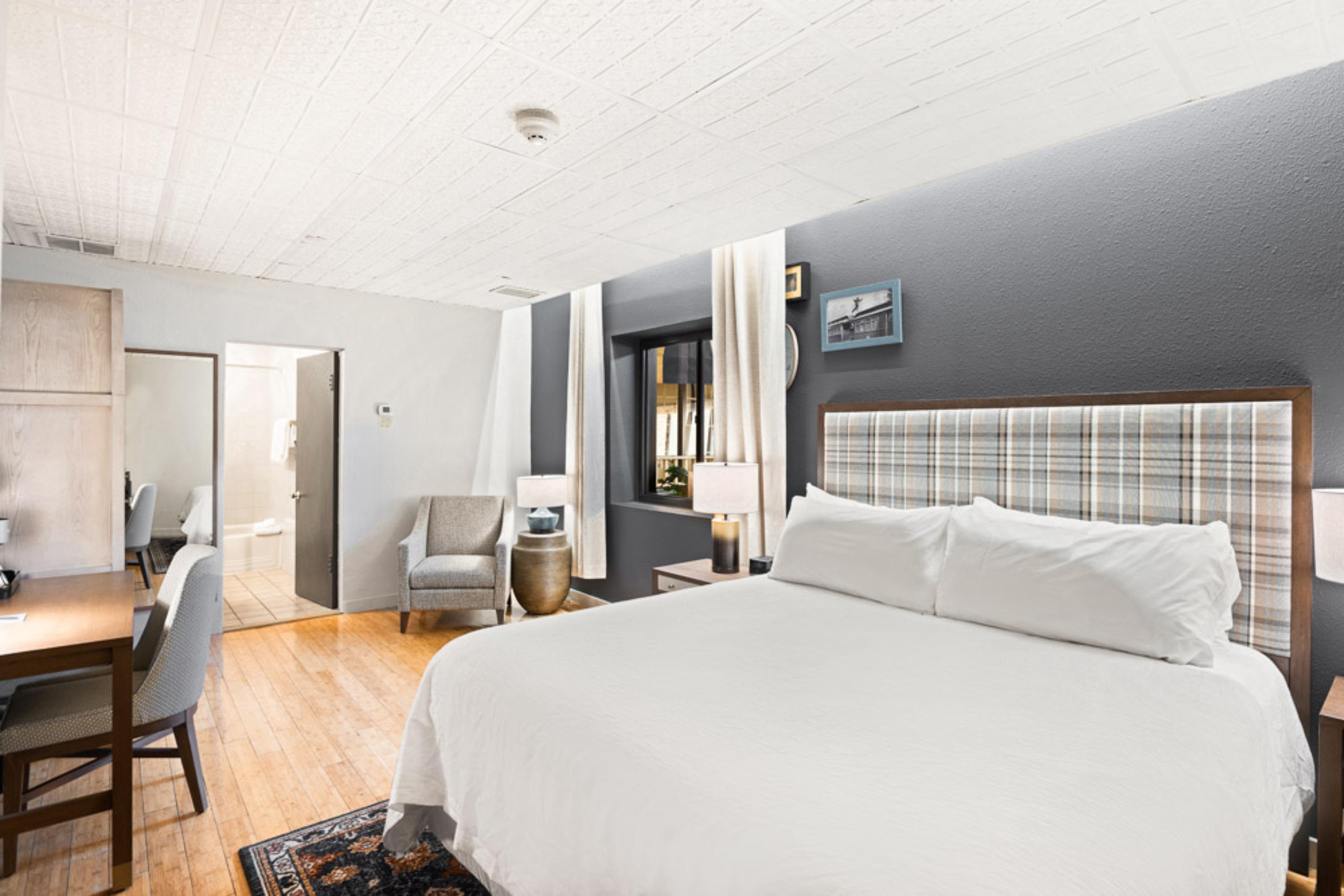 Maxwell Anderson 3* Glenwood Springs