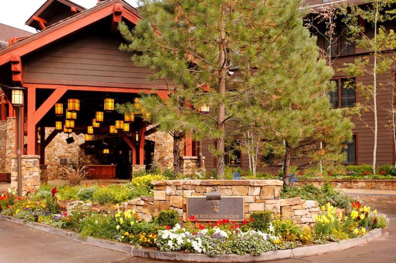 The Ritz-carlton Club, 3 Bedroom 8208, Ski-in & Ski-out In Highlands Aspen