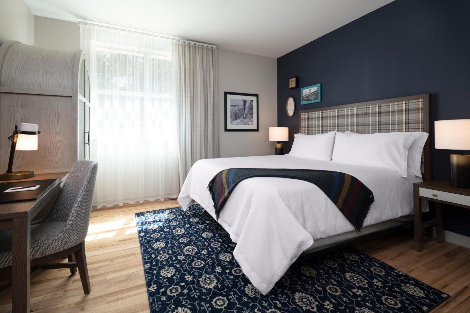 Maxwell Anderson Hotel
