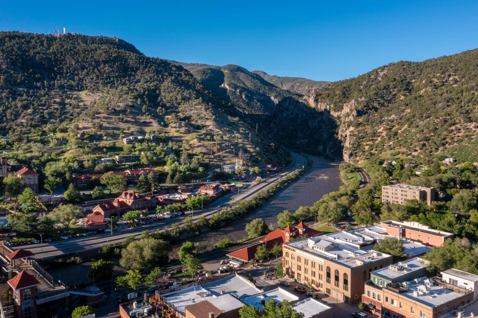 Maxwell Anderson Glenwood Springs