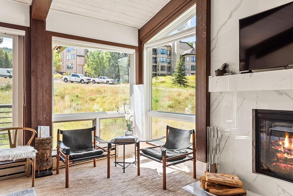 Enclave 309, Snowmass Ski-in/ski-out W/shared Pool/hot Tub/private Washer/dryer/gym/wifi Holiday home
