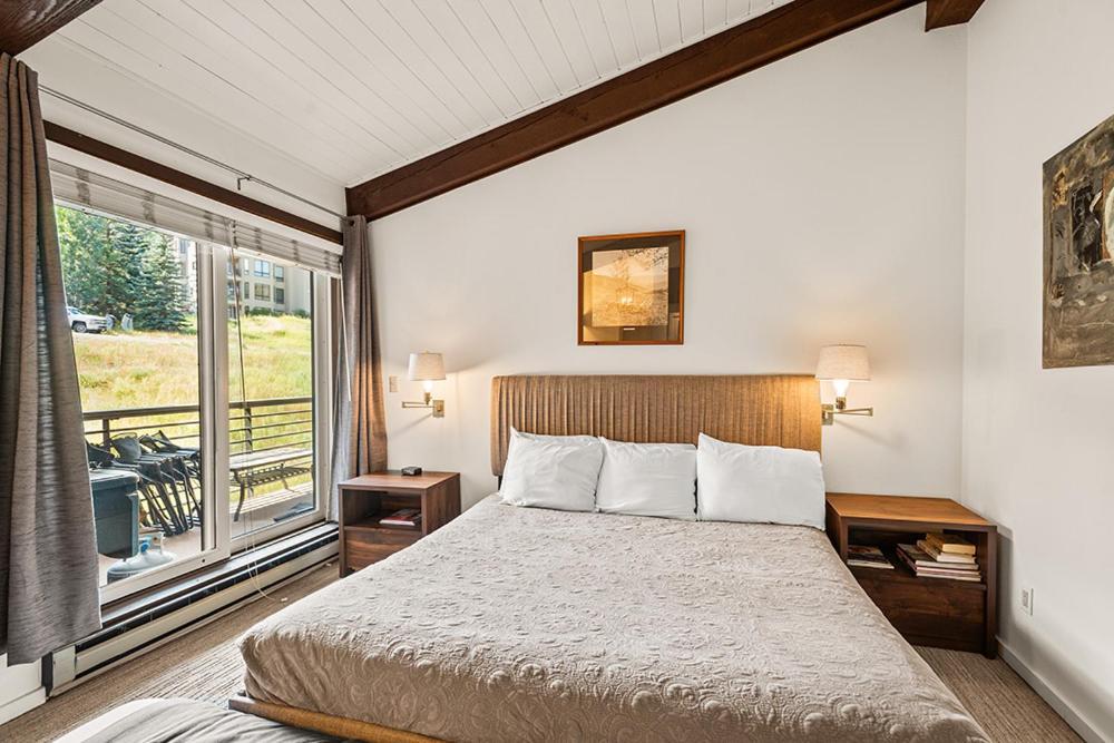 Enclave 309, Snowmass Ski-in/ski-out W/shared Pool/hot Tub/private Washer/dryer/gym/wifi Holiday home *