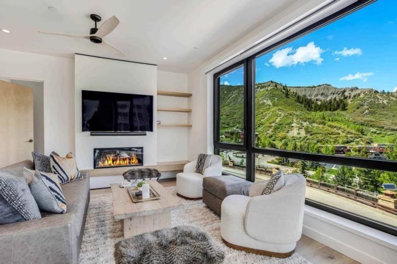 Electric Pass 206 By Snowmass Mountain Lodging *