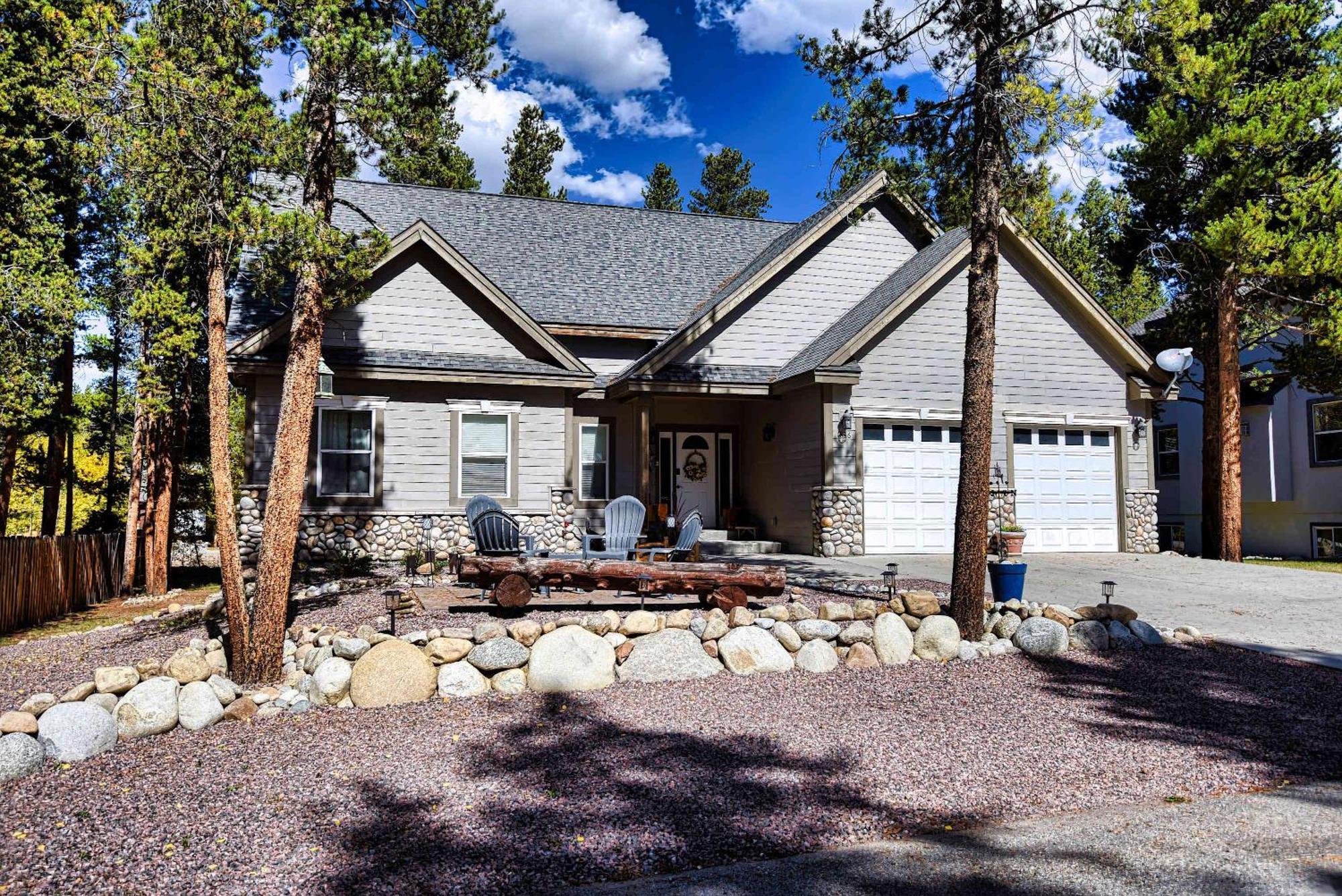 Holiday home New Listing Peaceful 4bd In The Woods