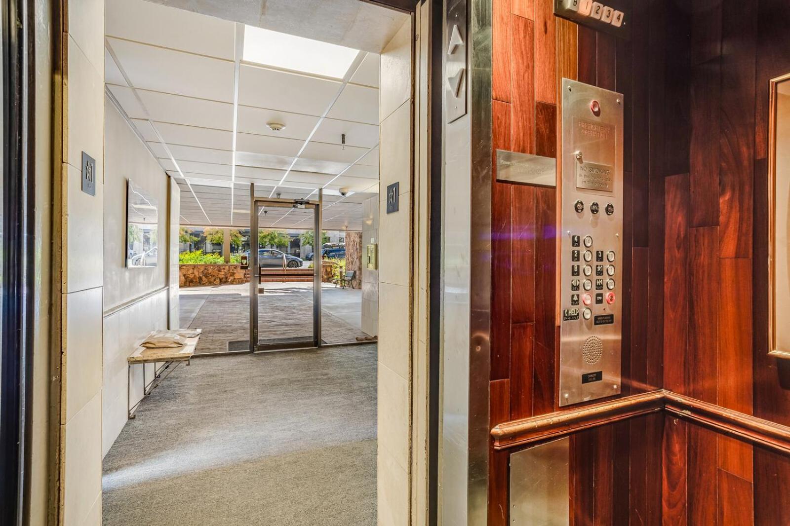 Modern 2 Bedroom In Core Walk Everywhere Apartment *