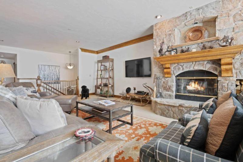 Apartment Highlands Slopeside 217 By East West Hospitality Beaver Creek