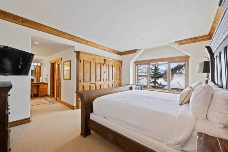Highlands Slopeside 217 By East West Hospitality Apartment