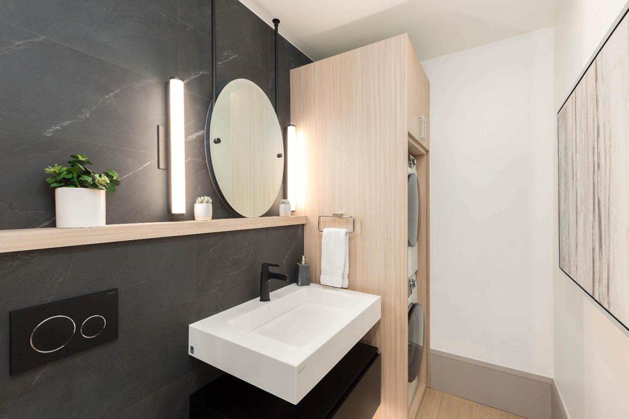 New 2 Bedroom 2 And A Half Bath - Luxurious Mountain Modern! Holiday home Aspen