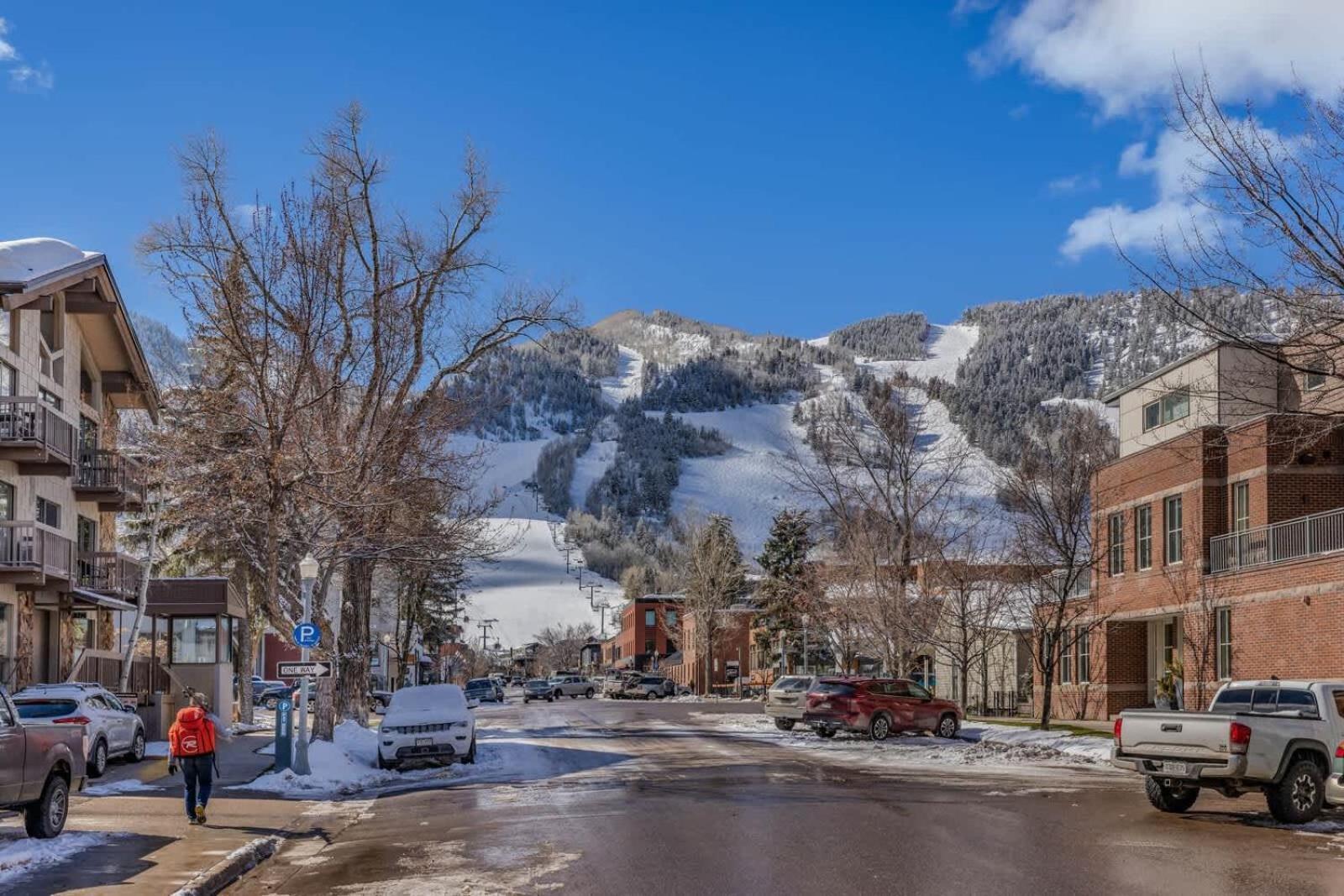 Luxurious 2 Bedroom 2 Ba - Core * Aspen