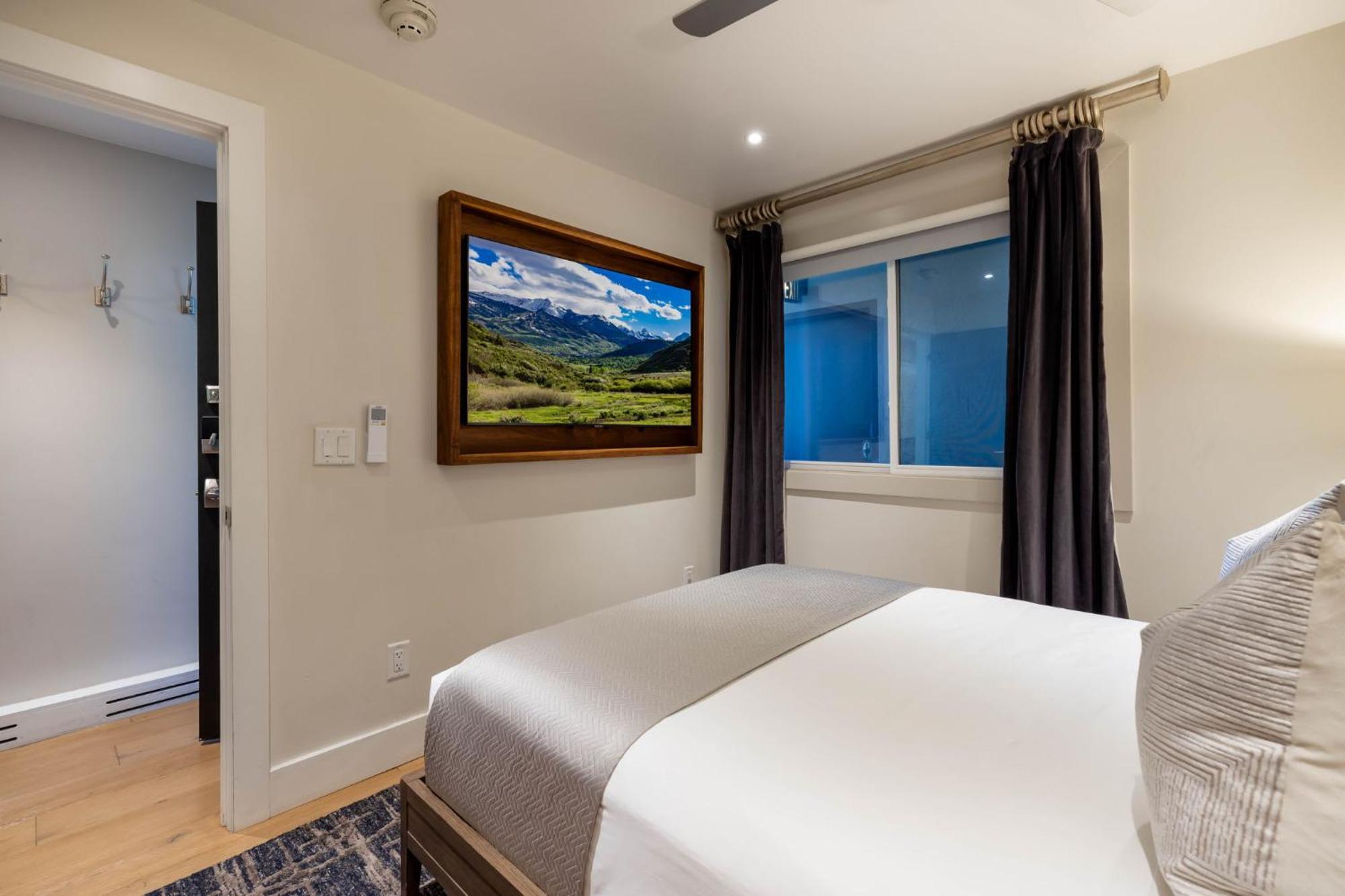 Luxurious 2 Bedroom 2 Ba - Core Aspen