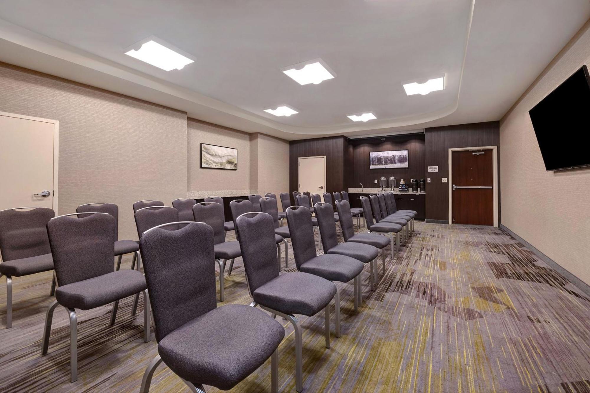 Courtyard By Marriott 3*