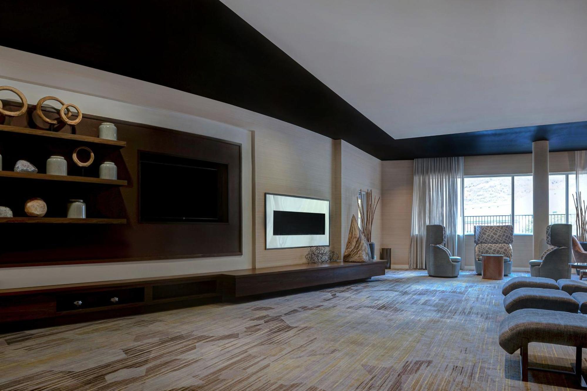 Courtyard By Marriott Hotel 3*
