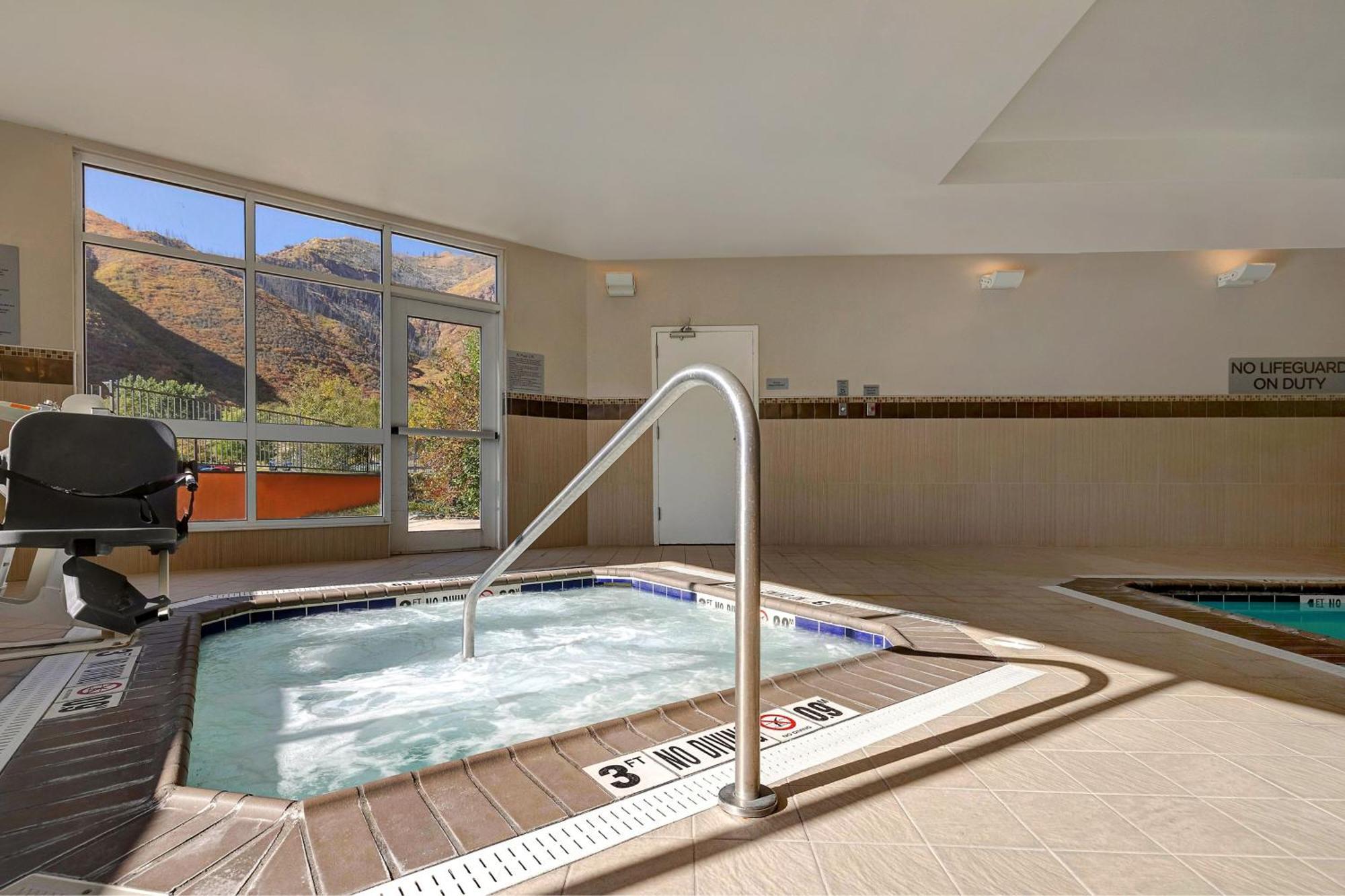 Courtyard By Marriott 3* Glenwood Springs