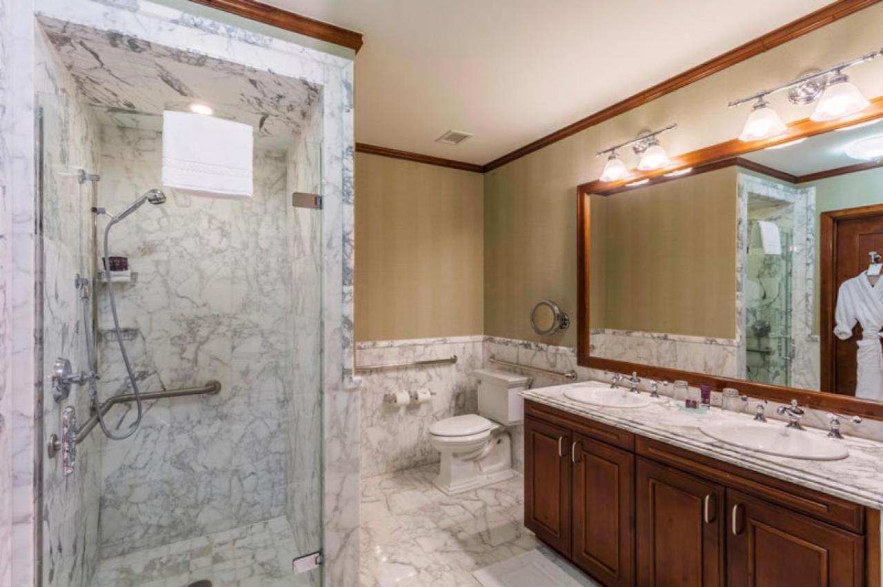 The Ritz-carlton Club, Two-bedroom Wr 2205, Ski-in & Ski-out In Highlands Aspen