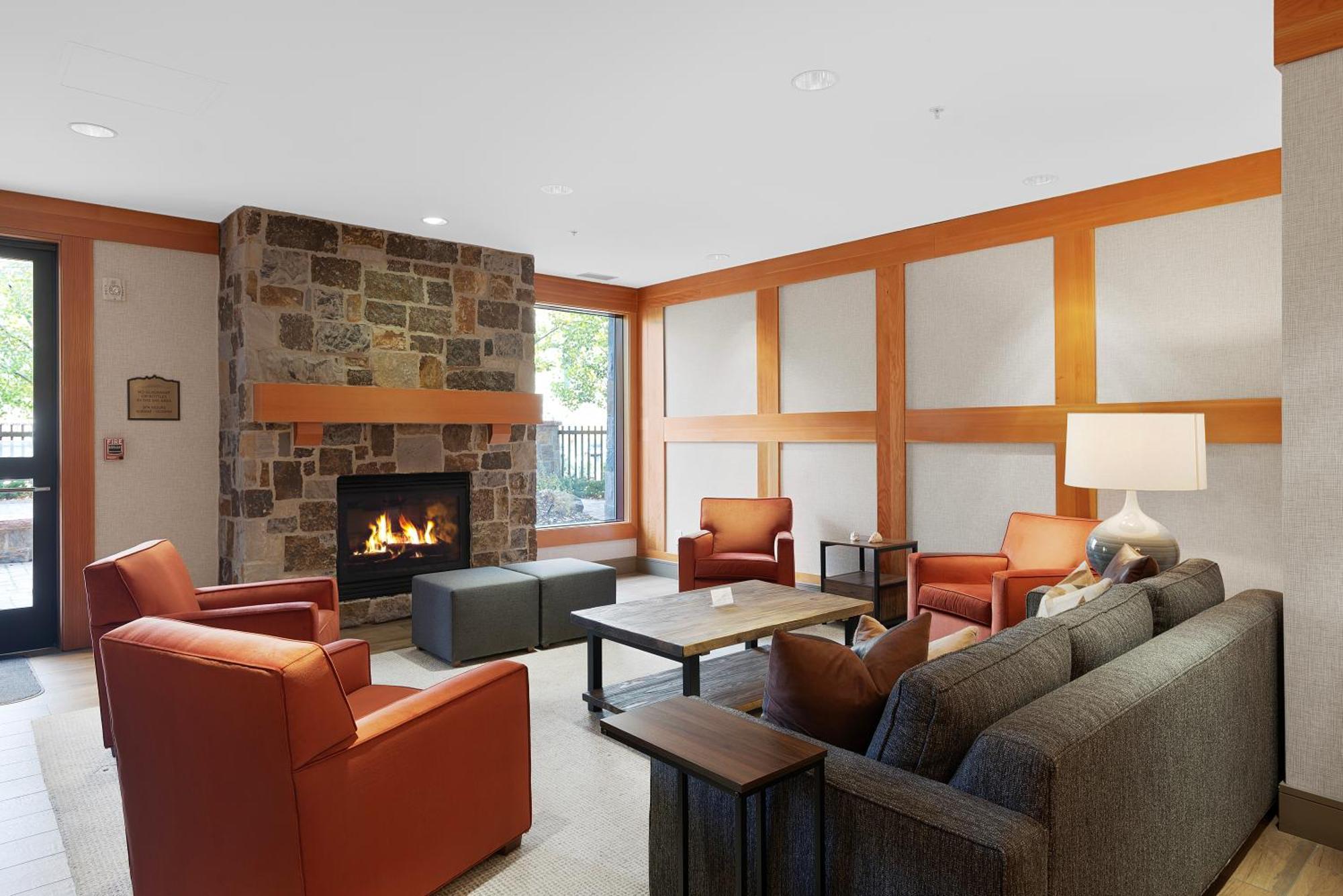 Scenic Slopeside Haven The Gem Holiday home