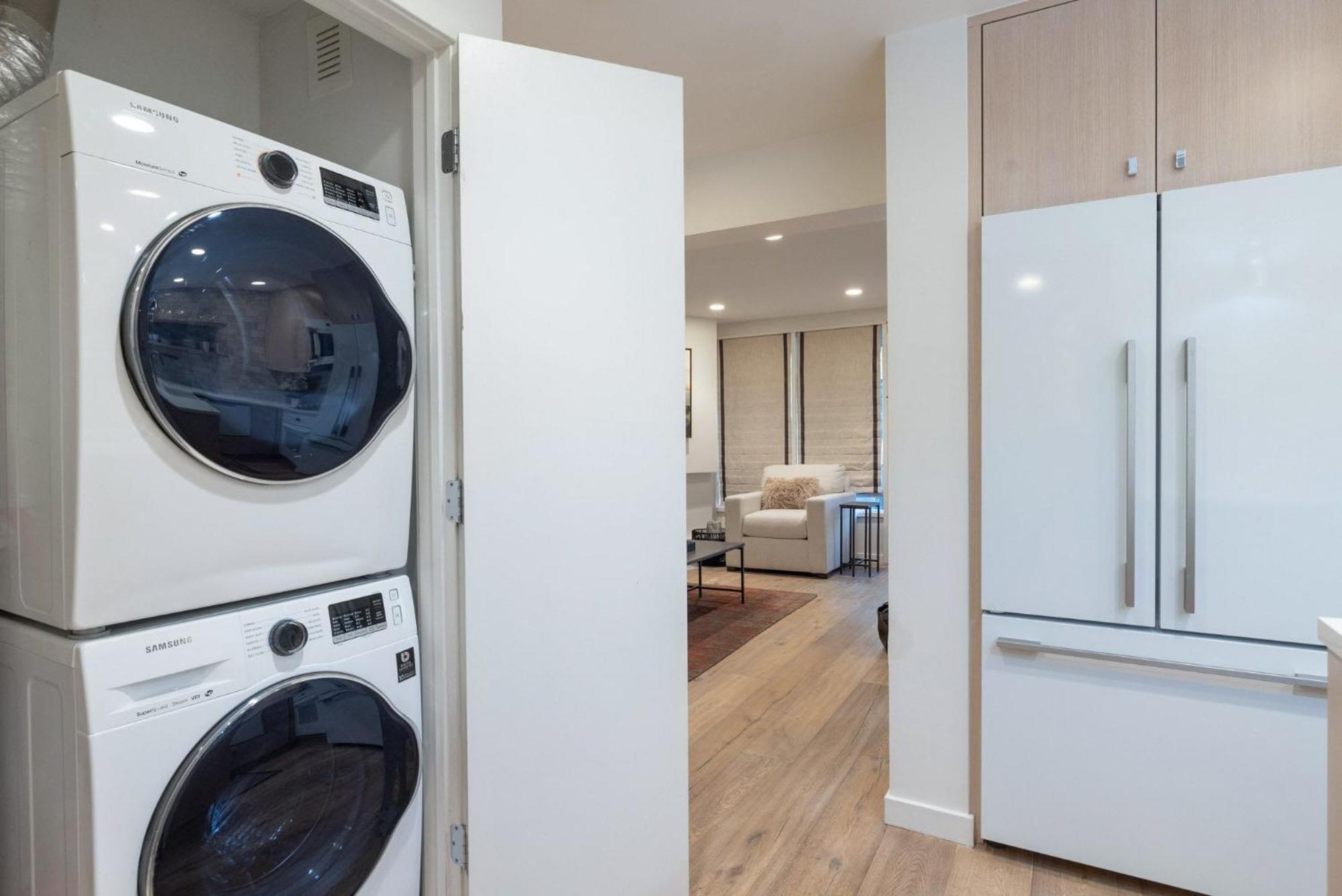 Renovated 2 Bedroom Ski-in Out Aspen