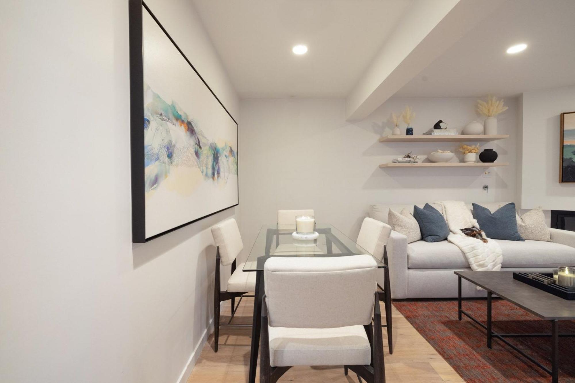 Renovated 2 Bedroom Ski-in Out