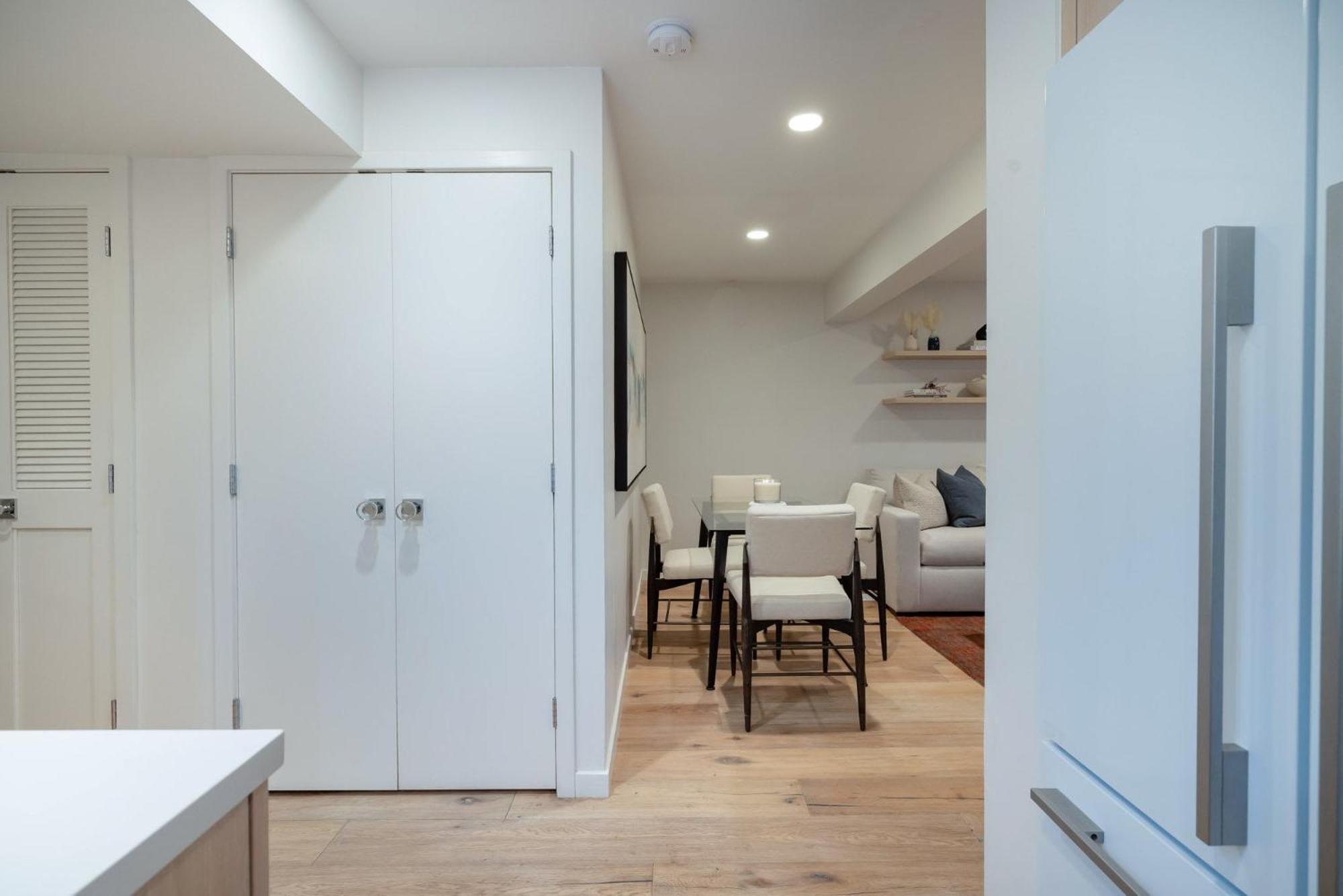 Apartment Renovated 2 Bedroom Ski-in Out Aspen