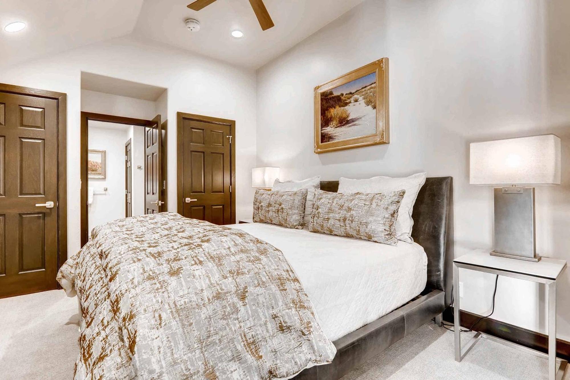 Highlands 402 By East West Hospitality Apartment