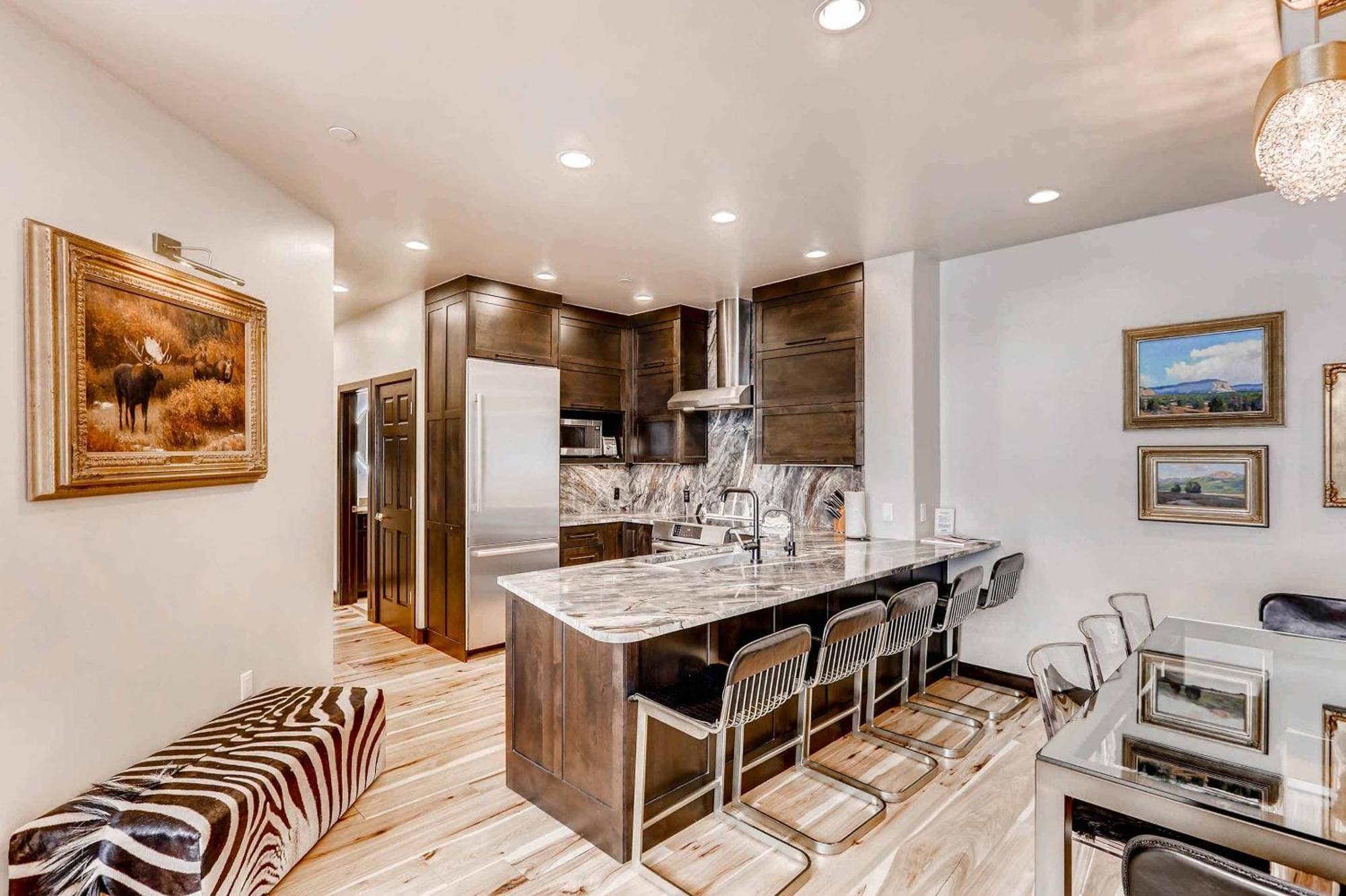 Highlands 402 By East West Hospitality Apartment *