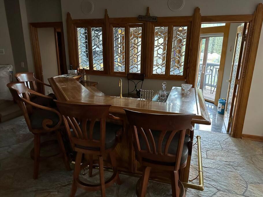 5 Bed With Loft 6ba In And Out Amazing Views *