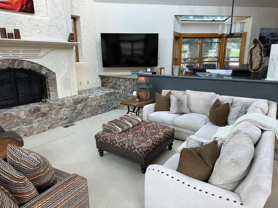 5 Bed With Loft 6ba In And Out Amazing Views Holiday home Beaver Creek