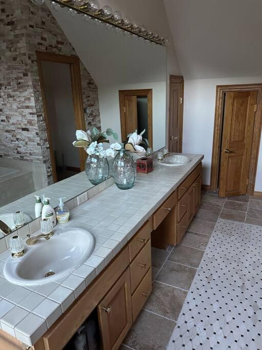 5 Bed With Loft 6ba In And Out Amazing Views Holiday home *
