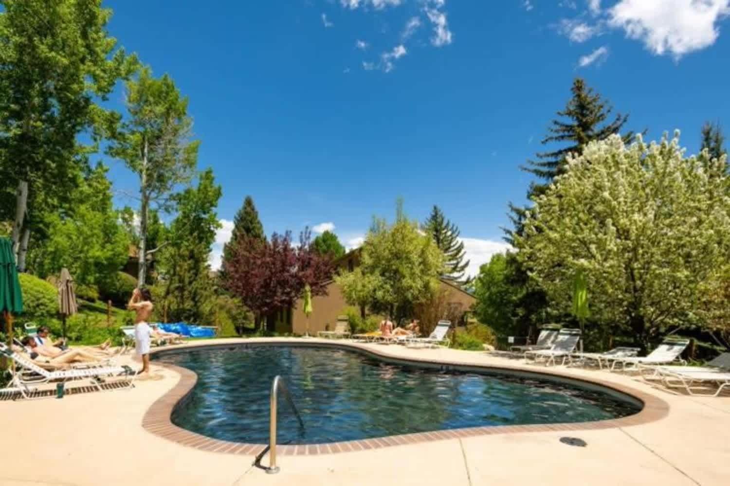 New Listing Just Renovated 3br 3ba Apartment Snowmass Village