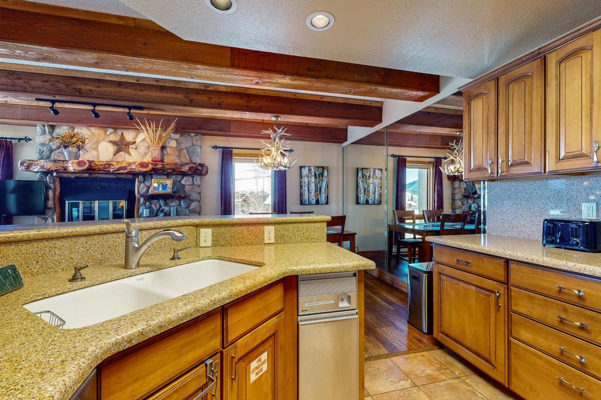 Majestic Mountain Nook Crested Butte