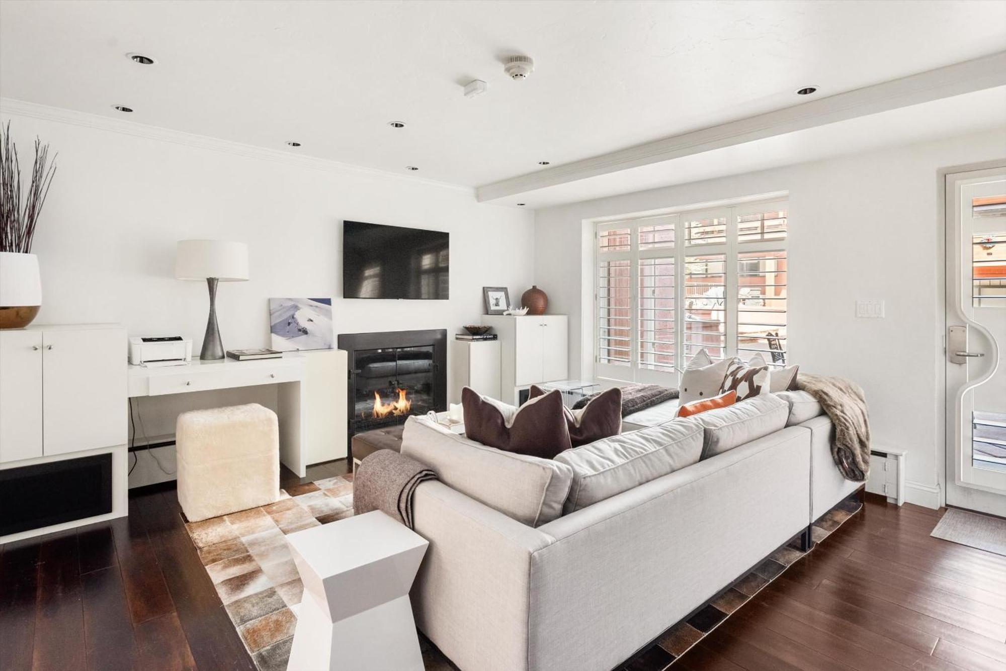 New Listing 1 Bedroom By Gondola Apartment Aspen