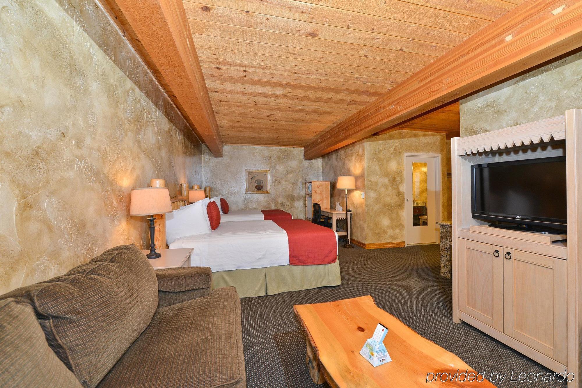 Hotel Western Antlers At 3*