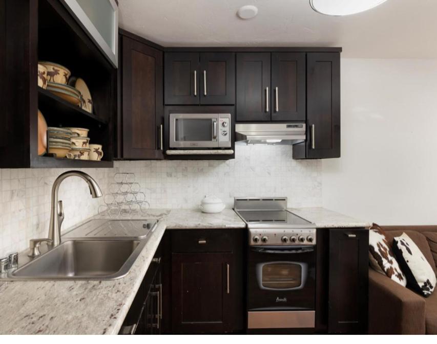 Apartment Perfect Inside Downtown Location! Romantic 1300 Ft, 4 Blocks Or 396 M, To Ajax Or Mountain *
