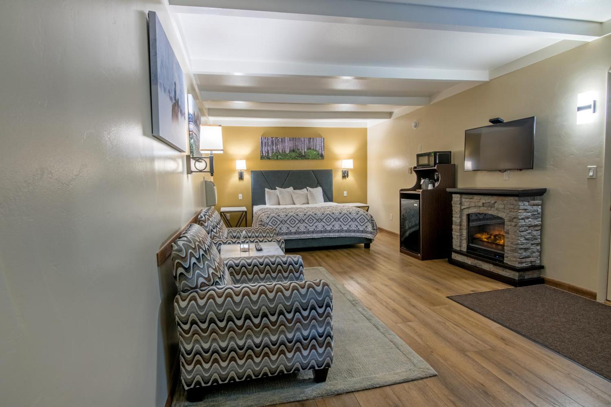 Inn Cedar Glenwood Springs