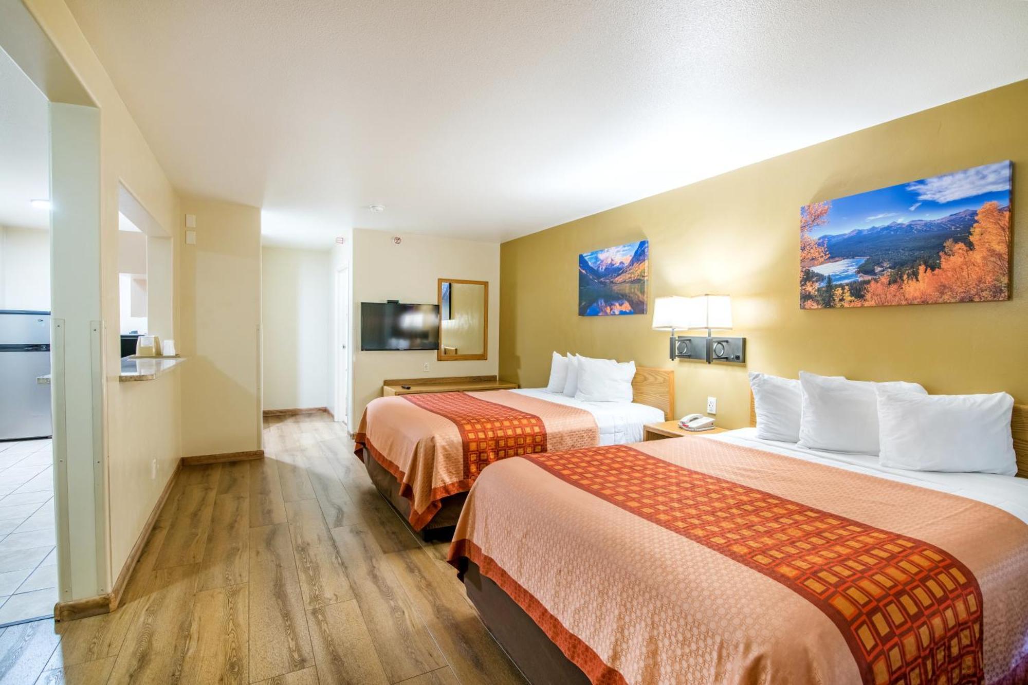 Cedar Inn 3*