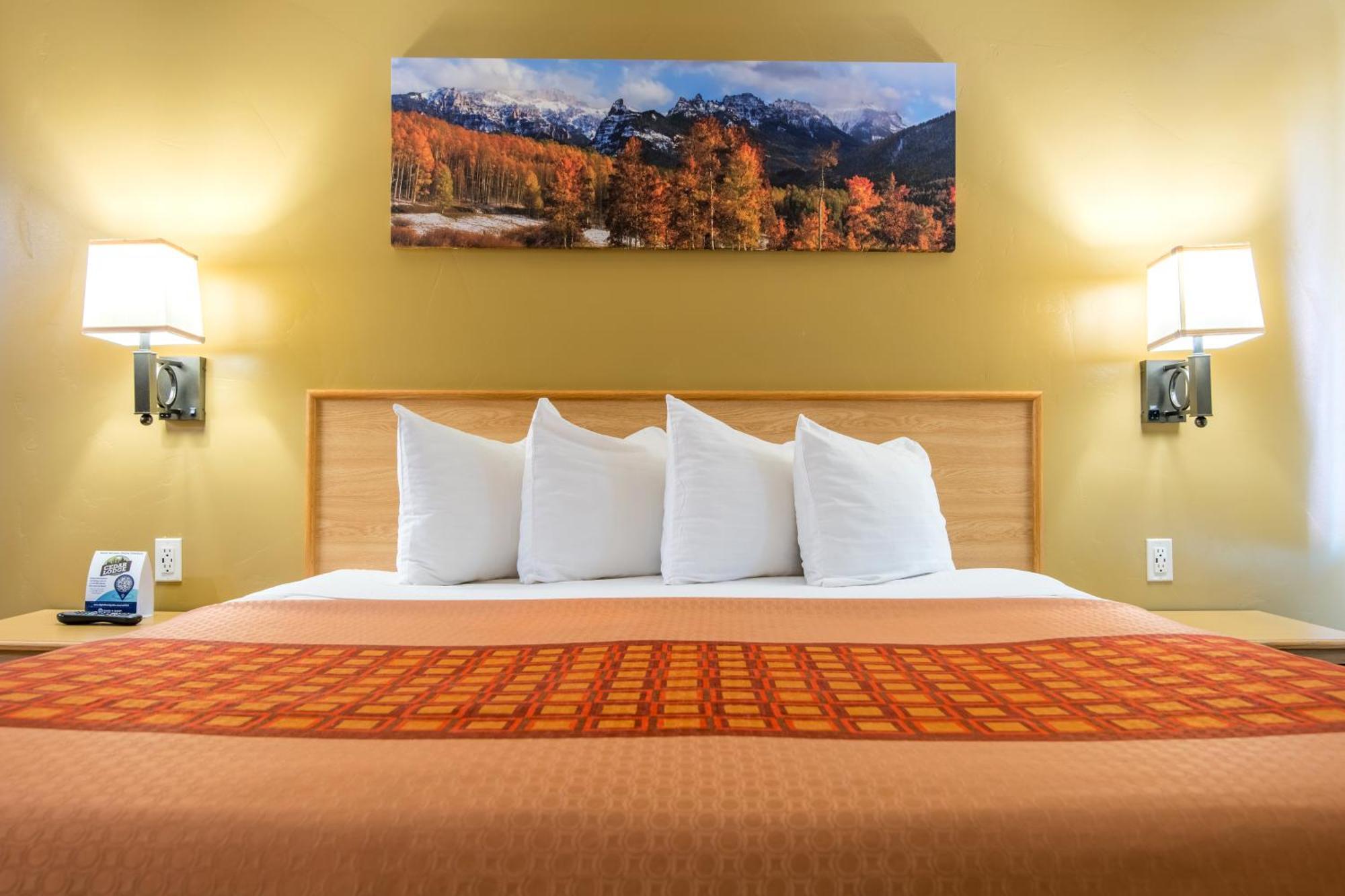 Cedar Inn 3*