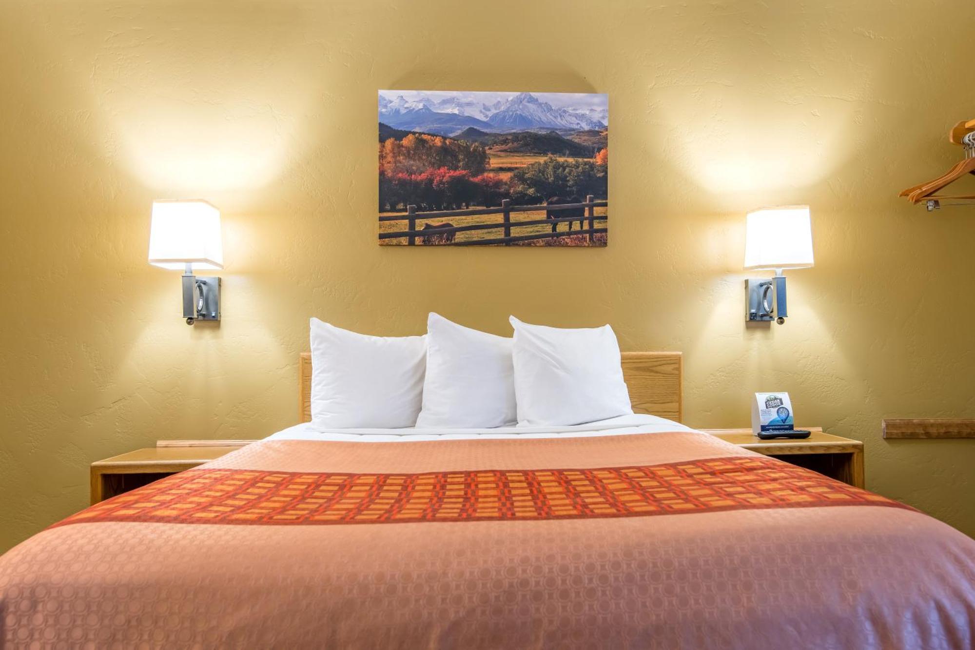 Inn Cedar 3*