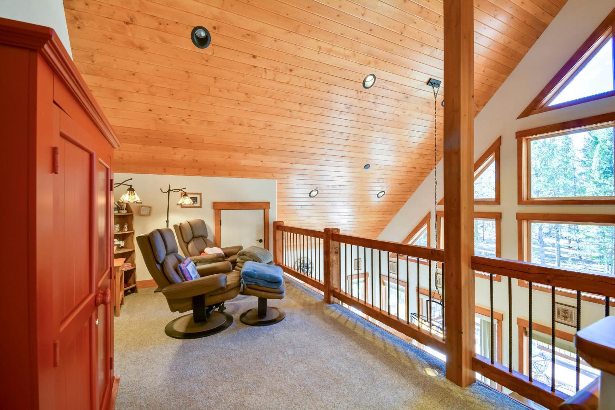 Quiet On 3 Acres With Gas Grill!