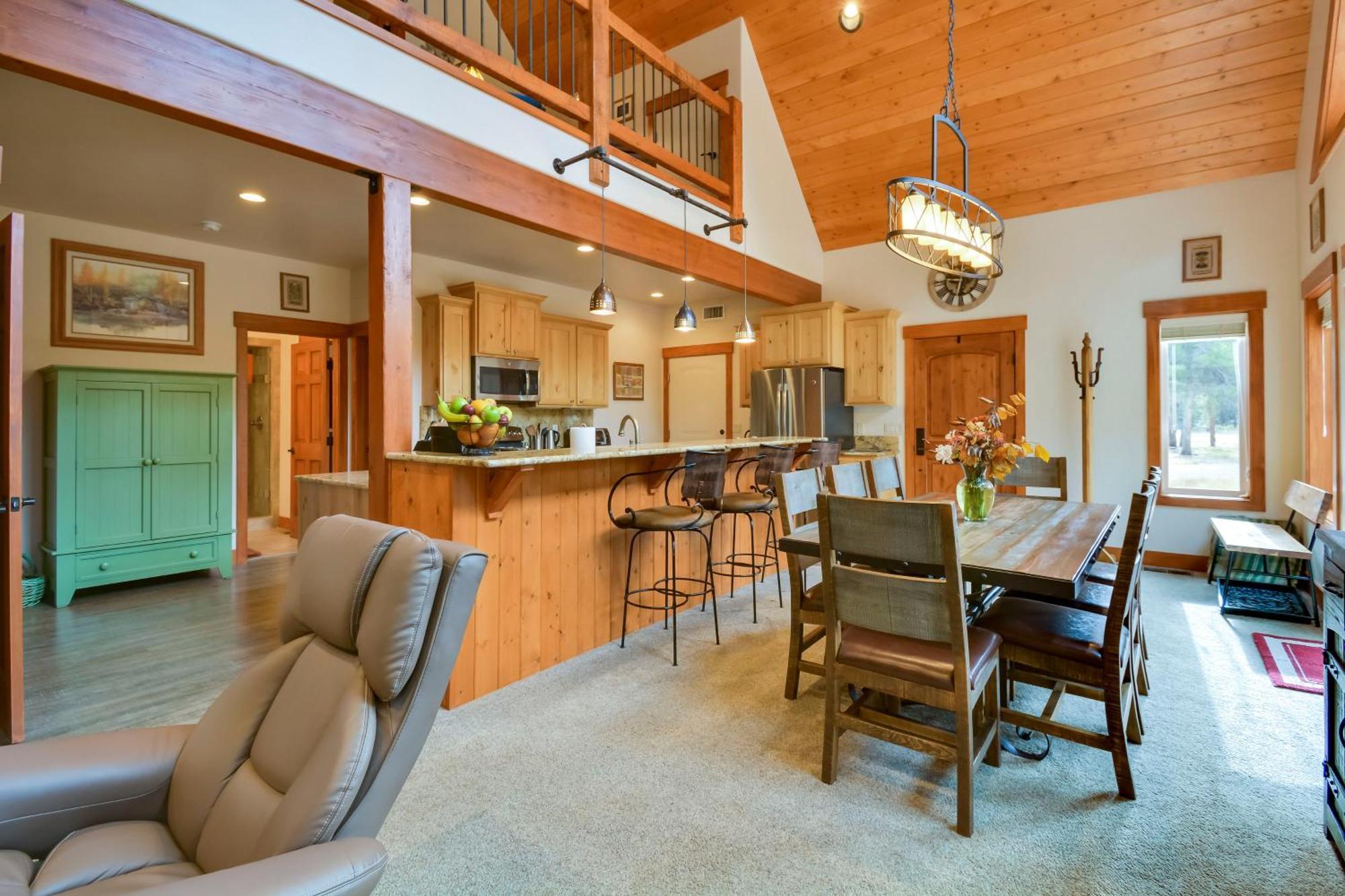 Quiet On 3 Acres With Gas Grill! Casa de férias *