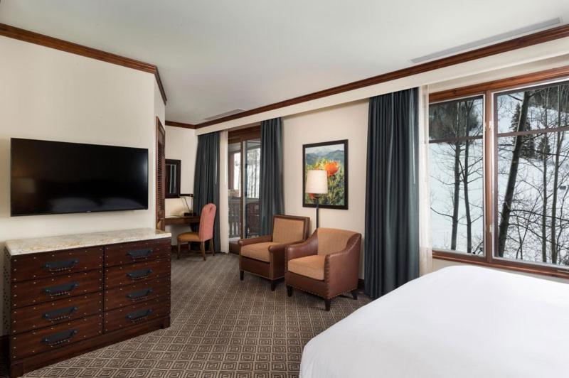 The Ritz-carlton Club, Two-bedroom Wr 2401, Ski-in & Ski-out In Highlands Aspen