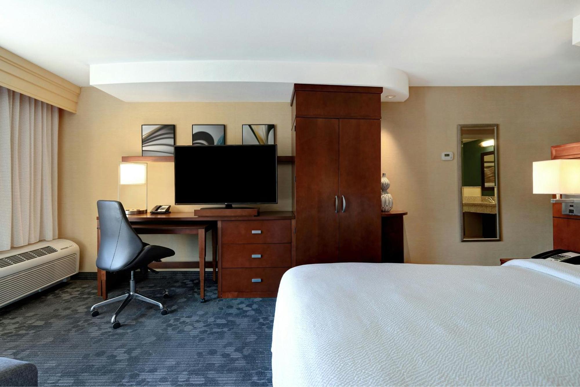 Courtyard By Marriott Glenwood Springs