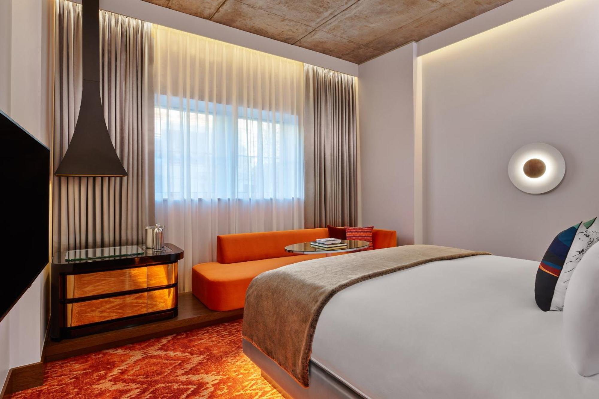 Hotel W