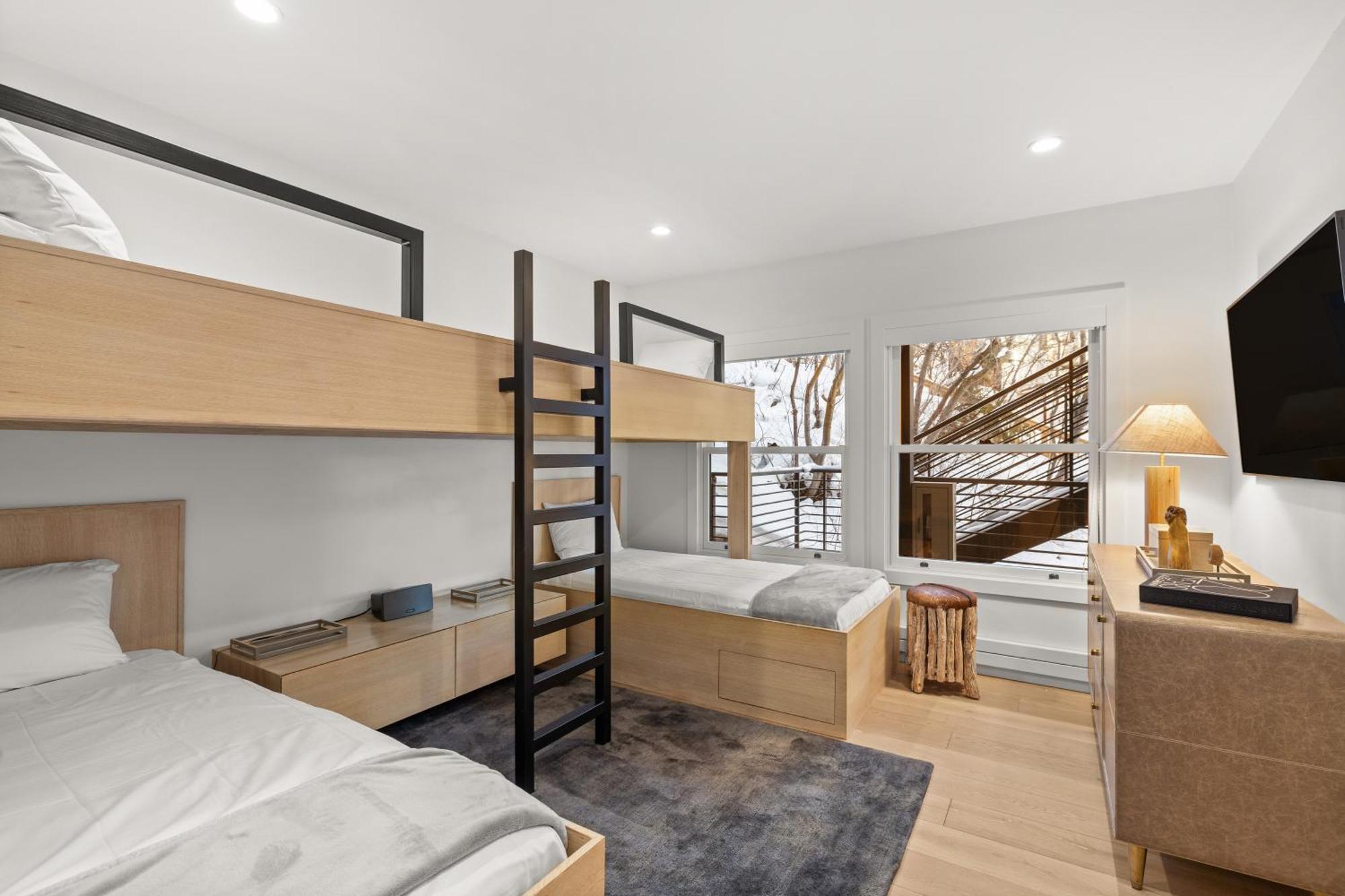 Holiday home Durant Unit D4, Spacious, Modern With Great Views, Excellent Location 2 Blocks To Slopes