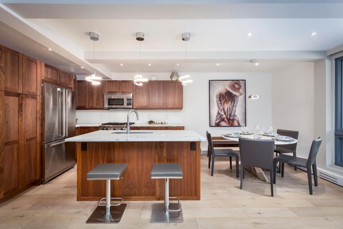 Luxurious 2 Bedroom 2 Ba - Core Holiday home